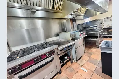 908 E Roosevelt Road, Lombard, IL 60148 - Photo 13