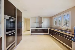 2441 Woodbridge Ln, Highland Park, IL 60035 - Photo 23