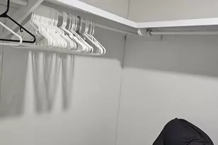 241 Little Peninsula Rd, Elgin, IL 60123 - Photo 17