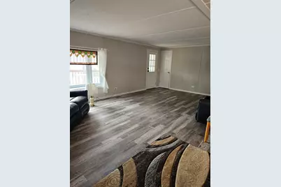 241 Little Peninsula Road, Elgin, IL 60123 - Photo 11