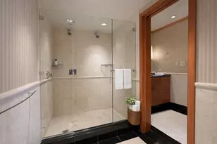 175 E Delaware Pl, Chicago, IL 60611 - Photo 23