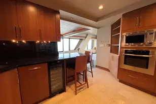 175 E Delaware Pl, Chicago, IL 60611 - Photo 15