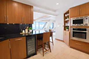 175 E Delaware Pl, Chicago, IL 60611 - Photo 17