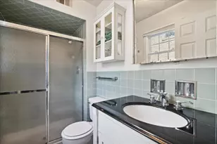 1492 Asbury Ave, Winnetka, IL 60093 - Photo 15