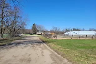 26011 N Rand Rd, Wauconda, IL 60084 - Photo 11