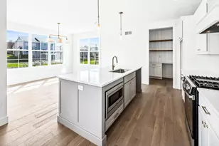 5017 Finlen Ln, Bloomington, IL 61705 - Photo 17