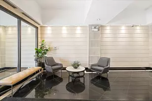 520 N Halsted St, Chicago, IL 60642 - Photo 9