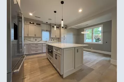 416 S 12th Avenue, Saint Charles, IL 60174 - Photo 3