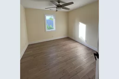 416 S 12th Avenue, Saint Charles, IL 60174 - Photo 9