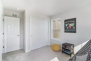 335 N Aspen Dr, Cortland, IL 60112 - Photo 35