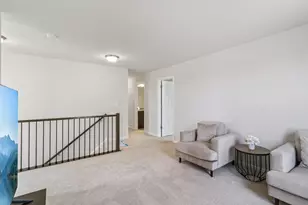 335 N Aspen Dr, Cortland, IL 60112 - Photo 37