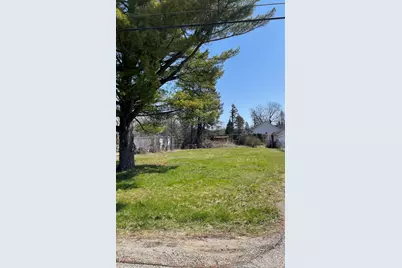 221 N Graylynn Drive, Mount Prospect, IL 60056 - Photo 1