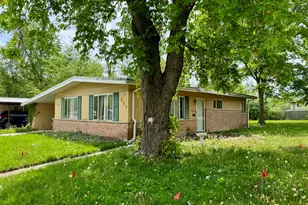 311 Seneca St, Park Forest, IL 60466 - Photo 7