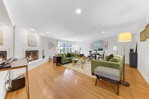 390 S Basswood Rd, Lake Forest, IL 60045 - Photo 3