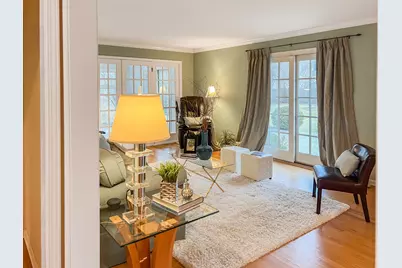 390 S Basswood Road, Lake Forest, IL 60045 - Photo 11