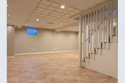 1183 Moonstone Run, Lake in the Hills, IL 60156 - Photo 33