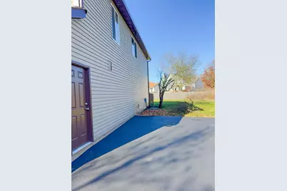1183 Moonstone Run, Lake in the Hills, IL 60156 - Photo 3