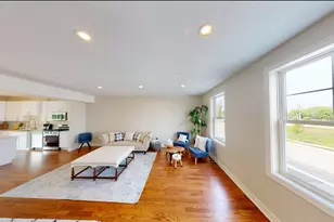 504 Highland Pkwy, Itasca, IL 60143 - Photo 5