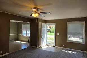 317 Mechanic, Mt. Sterling, IL 62353 - Photo 5