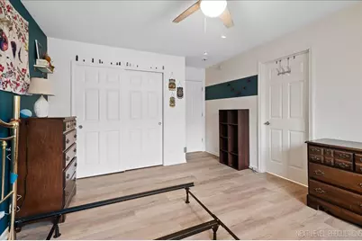 447 Lake Run Court, North Aurora, IL 60542 - Photo 11