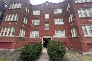 6802 S Clyde Ave, Chicago, IL 60649 - Photo 1