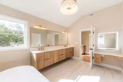 274 E Crescent Avenue, Elmhurst, IL 60126 - Photo 13