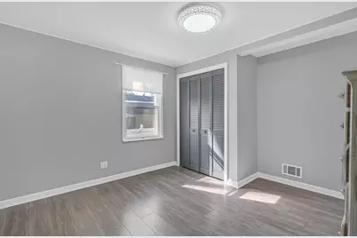 886 W Palatine Road, Palatine, IL 60067 - Photo 15