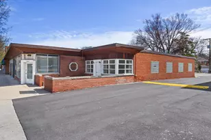 5365 W Devon Ave, Chicago, IL 60646 - Photo 1