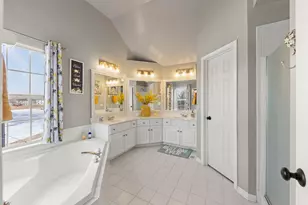 3451 Parliament Ln, Naperville, IL 60564 - Photo 17