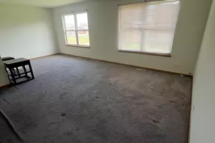 1918 Stonegate Dr, Calumet City, IL 60409 - Photo 13