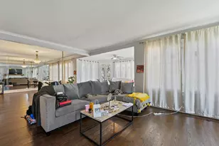 6756 S Oglesby Ave, Chicago, IL 60649 - Photo 15