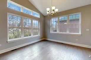 1452 Somerset Pl, Barrington, IL 60010 - Photo 5