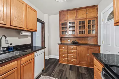 10537 S Hale Avenue #1W, Chicago, IL 60643 - Photo 9