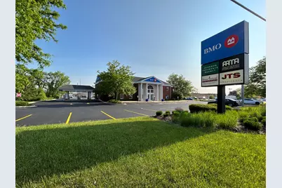 450 E Higgins Road, Elk Grove Village, IL 60007 - Photo 1