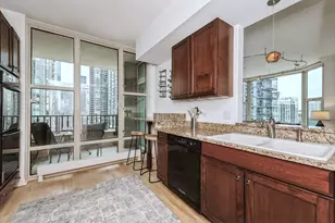 25 E Superior St, Chicago, IL 60611 - Photo 7