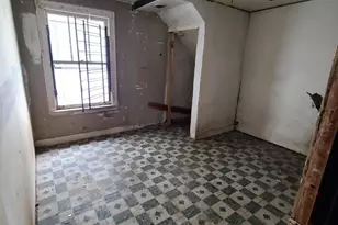 10452 S State St, Chicago, IL 60628 - Photo 11