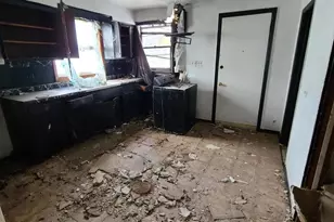 10452 S State St, Chicago, IL 60628 - Photo 13