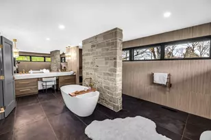 65 S Shores Dr, Decatur, IL 62521 - Photo 15