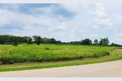 7961 S Tampam Drive, Dixon, IL 61021 - Photo 1