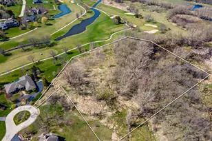 7010 Fairway Dr, Lakewood, IL 60014 - Photo 5