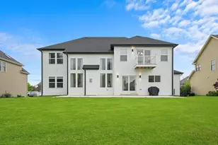 413 N Sycamore Ln, North Aurora, IL 60542 - Photo 39