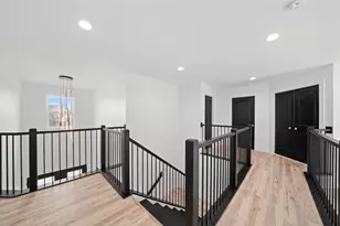 413 N Sycamore Ln, North Aurora, IL 60542 - Photo 21