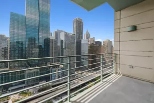 415 E North Water St, Chicago, IL 60611 - Photo 29