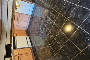 3639 N Greenview Ave, Chicago, IL 60613 - Photo 9