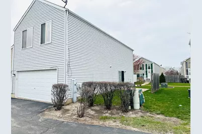 734 Four Seasons Boulevard, Aurora, IL 60504 - Photo 17