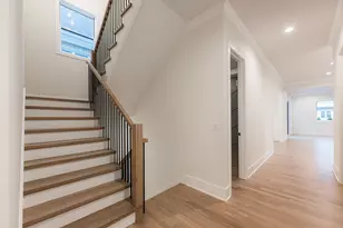 452 W Alma St, Elmhurst, IL 60126 - Photo 3