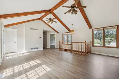 129 S Prairie Street, Batavia, IL 60510 - Photo 7