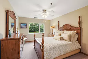 10300 Village Circle Dr, Palos Park, IL 60464 - Photo 11