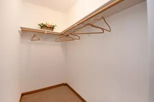 10300 Village Circle Dr, Palos Park, IL 60464 - Photo 13