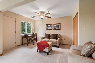 10300 Village Circle Dr, Palos Park, IL 60464 - Photo 9